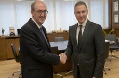 Minister Stefanović meets with Italian Ambassador Lo Cascio