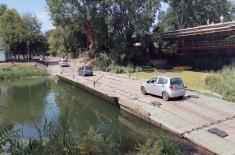 Serbian military build temporary bridge across Great Bačka Canal