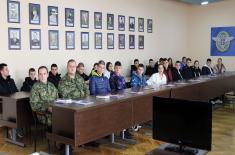 Nastavna poseta učenika Vojne gimnazije Ratnom vazduhoplovstvu i PVO