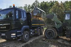 Serbian Armed Forces help to repair roads in Kuršumlija Municipality