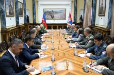 Sastanak ministra Gašića sa načelnikom Generalštaba Oružanih snaga Azerbejdžana Valijevim