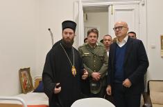 Министар Вучевић посетио добротворну организацију „Верско добротворно старатељство“