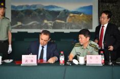 Ministar Vulin: Obučenost i opremljenost kineske vojske cilj koji i mi sebi postavljamo