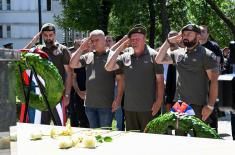Делегација Министарства одбране и Војске Србије положила венац на Споменик херојима са Кошара