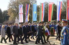 Ministar Gašić predvodio državnu ceremoniju polaganja venaca na Groblju oslobodilaca Beograda