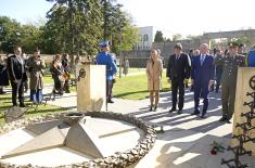 Minister Gašić leads the state wreath-laying ceremony at the Liberators of Belgrade Cemetery