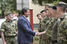 Minister Gašić with Special Forces candidates: Show that you deserve the title of elite