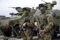 Presidents Vučić, Tokayev visit weapons-military equipment display at military airfield in Batajnica