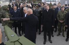 Presidents Vučić, Tokayev visit weapons-military equipment display at military airfield in Batajnica