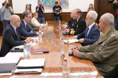 Sastanak sa komandantom Komande združenih snaga NATO u Napulju