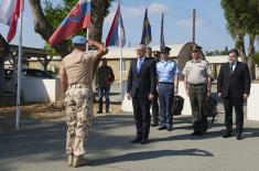 Minister Vučević visits Serbian contingent at UNFICYP headquarters