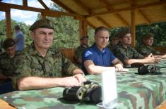 Ministar Stefanović obišao Centar za obuku Kopnene vojske 