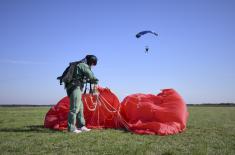 „Padobranski skok veterana“ na aerodromu „Lisičiji jarak“