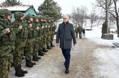 Obilazak pripadnika Vojske Srbije u Kopnenoj zoni bezbednosti 