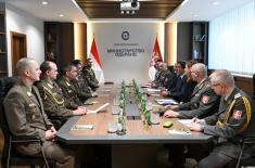 Minister of Defence meets with Chief of Defence Staff of Hungary