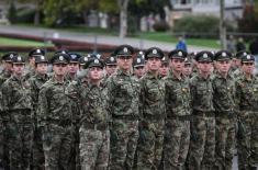 Minister Gašić attends dress rehearsal for cadets’ commissioning ceremony