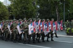 Minister Gašić attends dress rehearsal for cadets’ commissioning ceremony