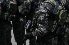  Министар Гашић обишао Одред војне полиције специјалне намене „Кобре“