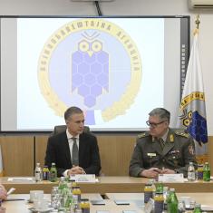 Minister Stefanović visits Intelligence Training Centre